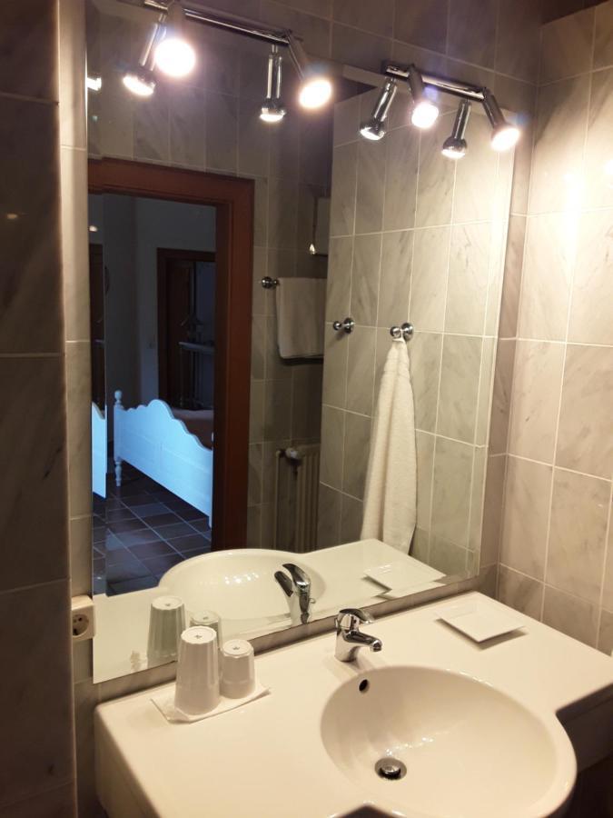 יורק Gaestehaus Am Alten Hafen מראה חיצוני תמונה